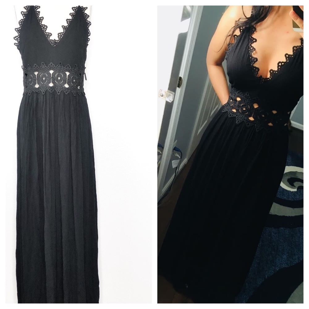 Lulu’s This Is Love Black Cutout Maxi Dress. NEW